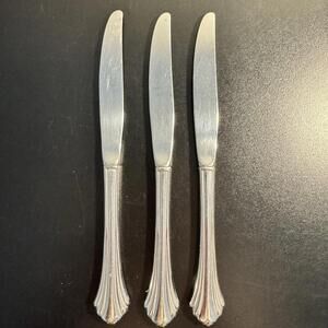 Oneida Bancroft Stainless Flatware Dinner Knives 9" Glossy Lot of 3 Made in USA
